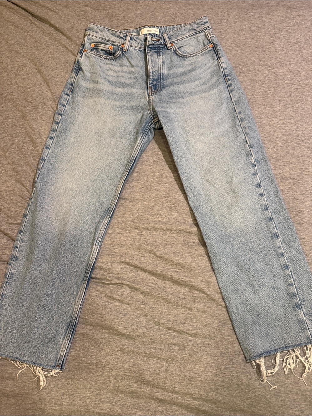MNG Havana High-Rise Light Wash Straight-Leg Jeans with Frayed Hem